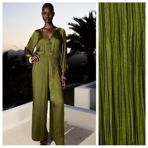 Zara Olive Green Wrinkled Effect Satin Effect Jumpsuit. Size S